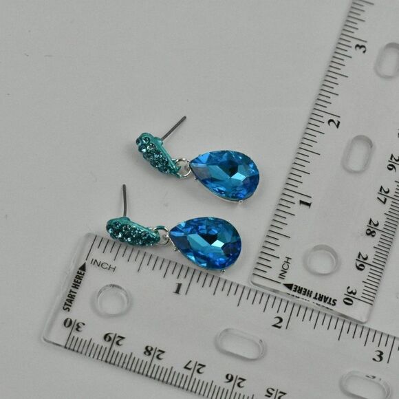 5/$25 Aqua Blue Crystal Teardrop Earrings - Picture 3 of 9